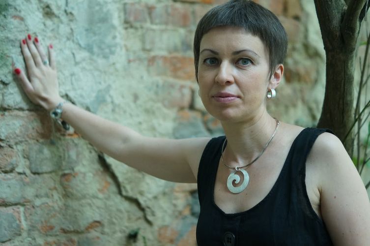 Zu sehen ist die Schriftstellerin Natalka Sniadanko