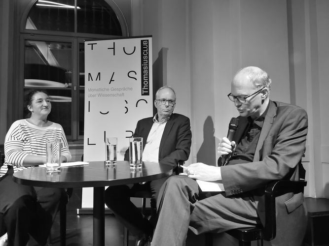 Gesprächsrunde mit Dirk Becker und Prof. Dr. Ulrich Johannes Schneider 2019, Foto: Alex Hollstein