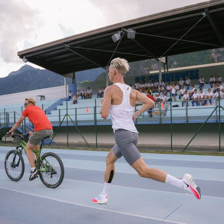 Das Bild zeigt den Olympioniken Robert Farken vor einigen Tagen beim Lauftraining. 